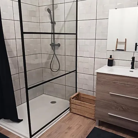 Maison De Pres De Avec Jardin De 70 M²